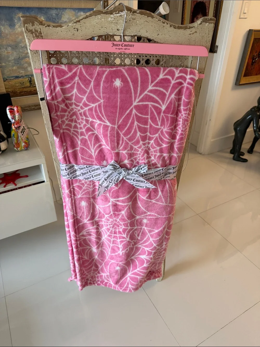 Juicy Couture Halloween Pink & White Spiderweb & Spiders Plush Throw Blanket